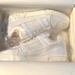Louis Vuitton trainer sneaker (men’s)
